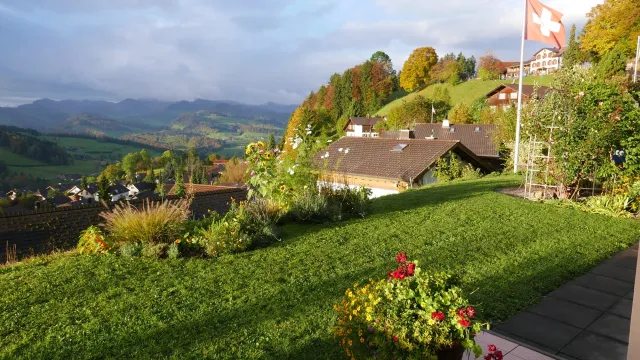 Herbststimmung Hans Ruedi Gerber (Foto: Hansruedi Gerber) Herbststimmung Hans Ruedi Gerber (Foto: Hansruedi Gerber)